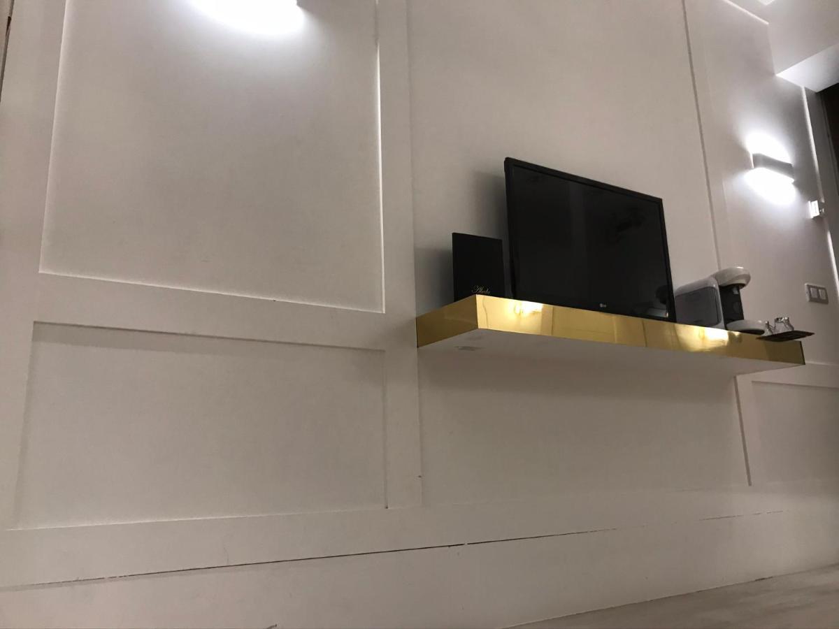 Madrid Central Gran Via Suites Екстер'єр фото